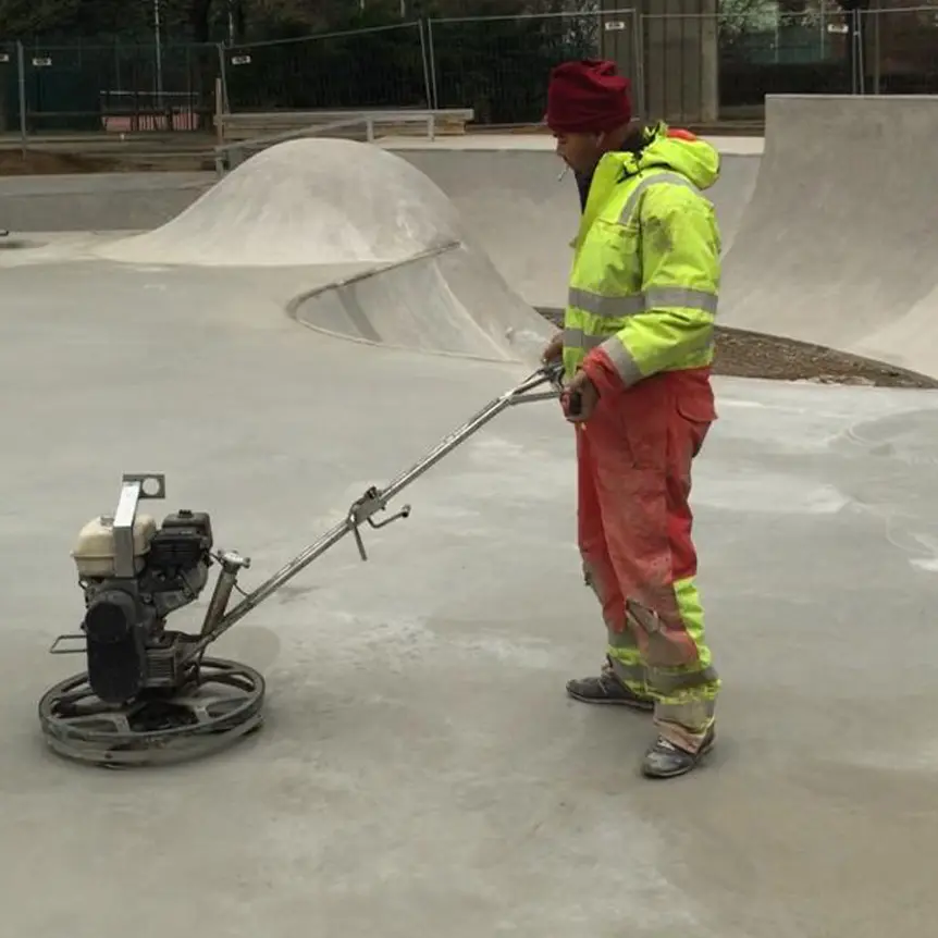 THR CONSTRUCTION skatepark beton ciré 2