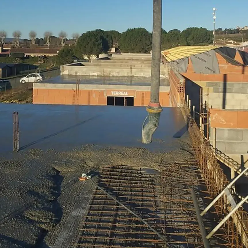 THR CONSTRUCTION travaux coulage beton maison construite complete par thr construction